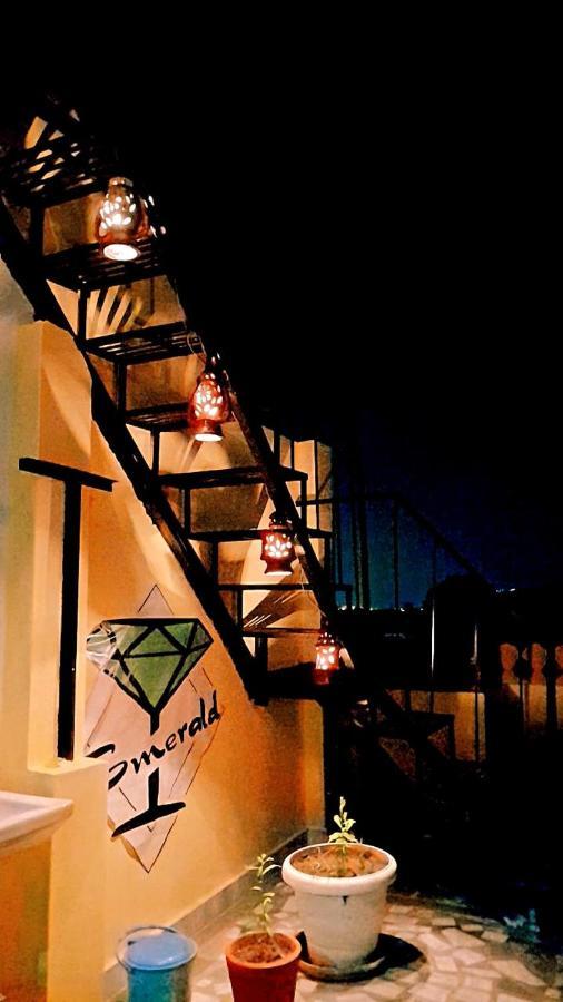 Hill Paradise Home Stay Udaipur Luaran gambar
