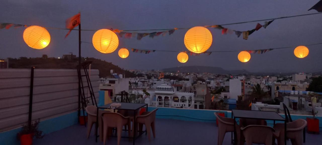 Hill Paradise Home Stay Udaipur Luaran gambar